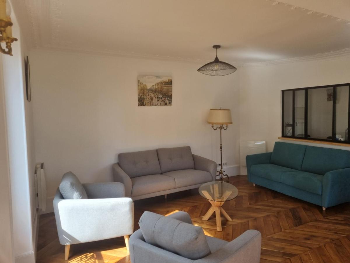 Face Chateau St Germain En Laye, Appartement 4 A 6 Personnes, 23 Min De Paris Champs-Elysees Сен-Жермен-ан-Ле Экстерьер фото