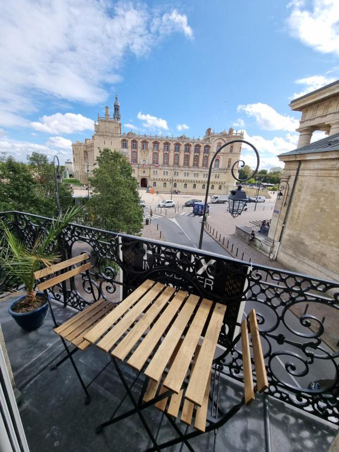Face Chateau St Germain En Laye, Appartement 4 A 6 Personnes, 23 Min De Paris Champs-Elysees Сен-Жермен-ан-Ле Экстерьер фото