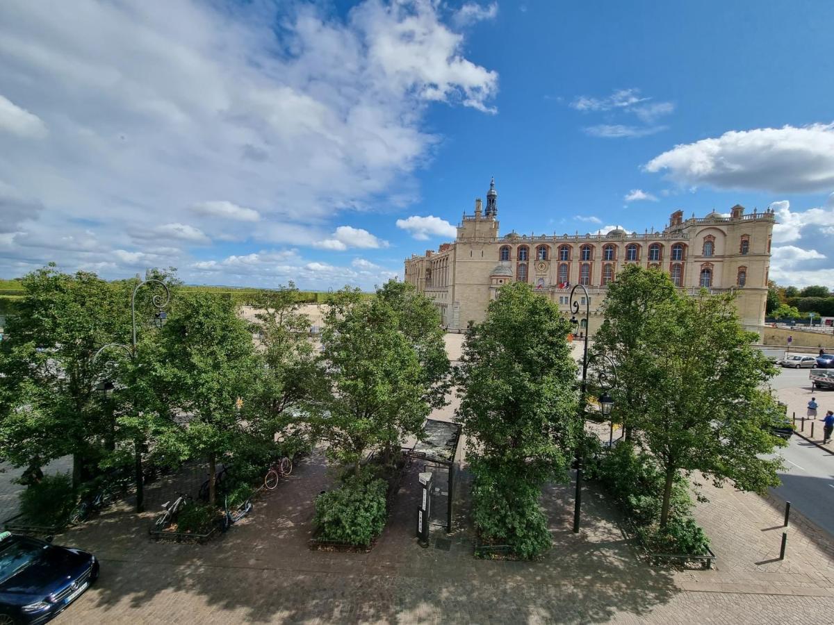 Face Chateau St Germain En Laye, Appartement 4 A 6 Personnes, 23 Min De Paris Champs-Elysees Сен-Жермен-ан-Ле Экстерьер фото